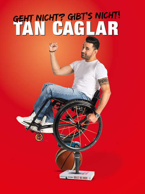 Comedian Tan Caglar mit beuem Bühnenprogramm: 