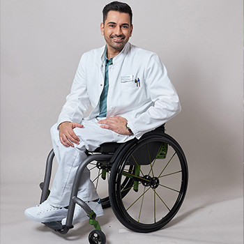 Tan live auf der Bühne und „Dr. Ilay Demir“ auf der großen Leinwand
